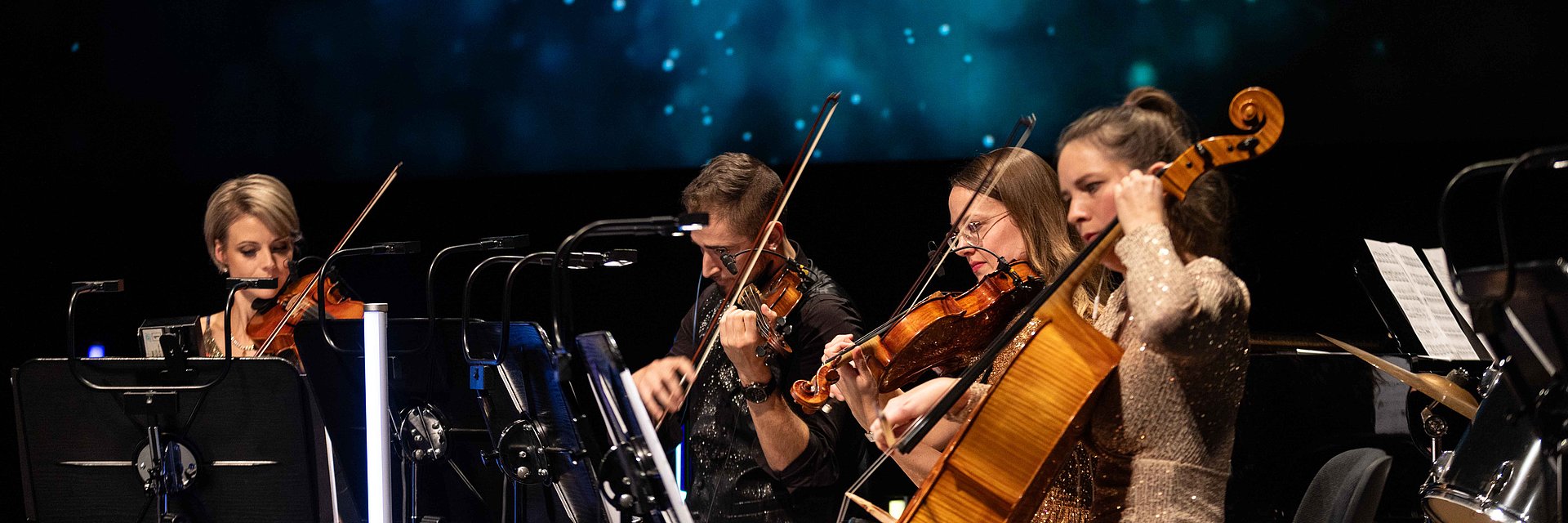 Musiker spielen beim VFF FernsehfilmMusikPreis